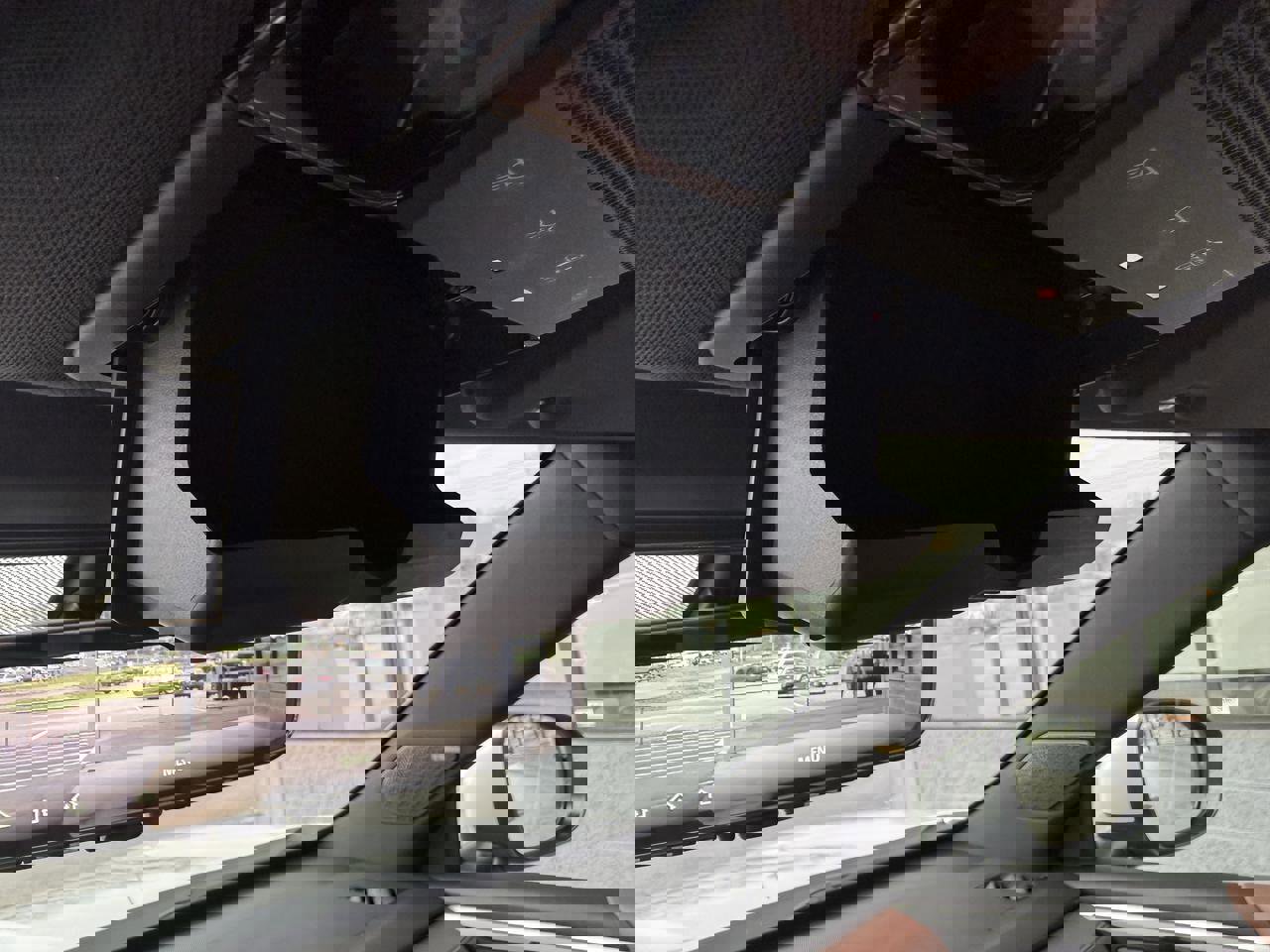 Used 2025 Mitsubishi Outlander SEL image 32