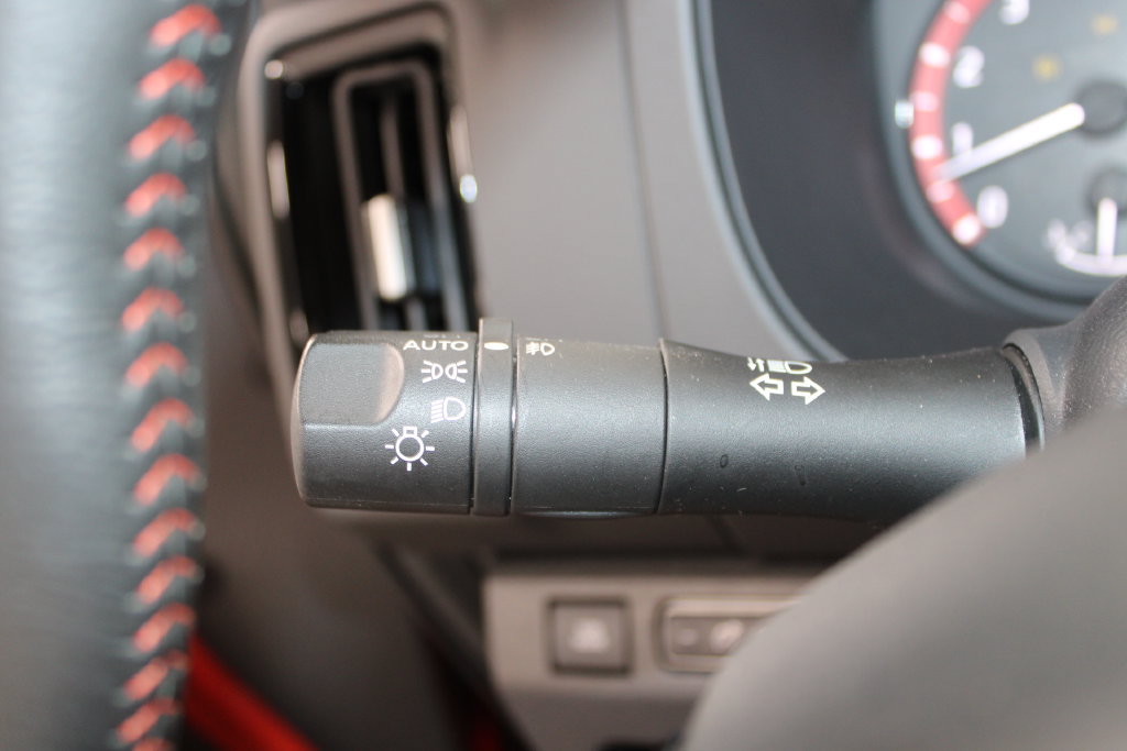 Used 2025 Nissan Frontier PRO-4X AWD/4WD image 29