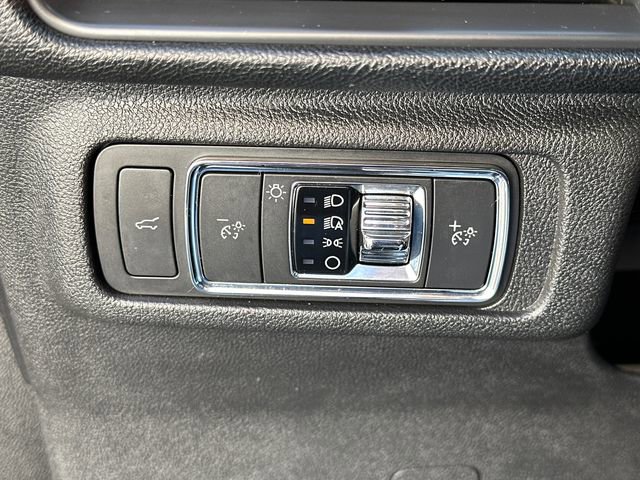 Used 2021 Lincoln Corsair AWD w/ Equipment Group 101A image 23