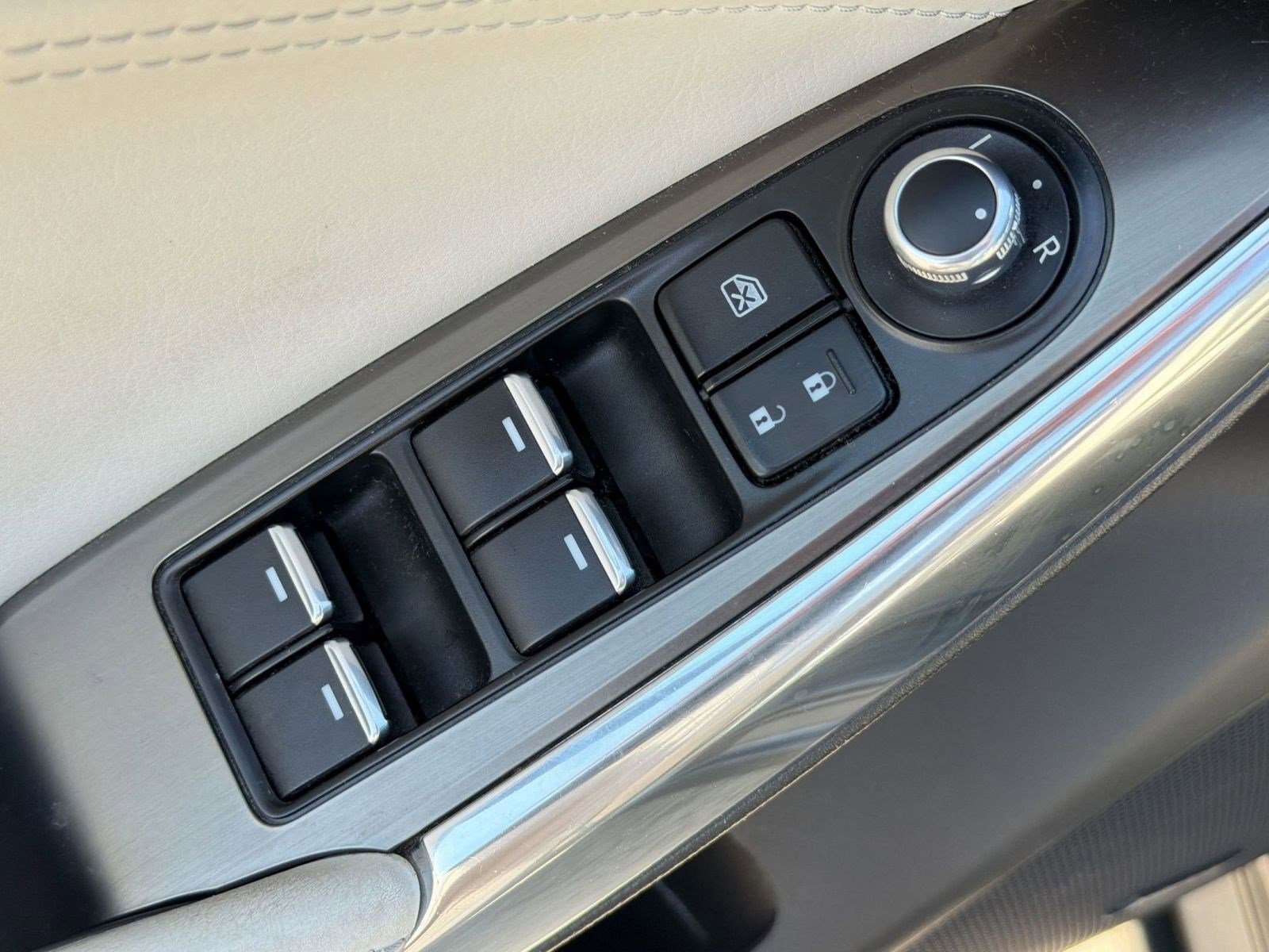 Used 2017 MAZDA MAZDA6 Grand Touring image 11