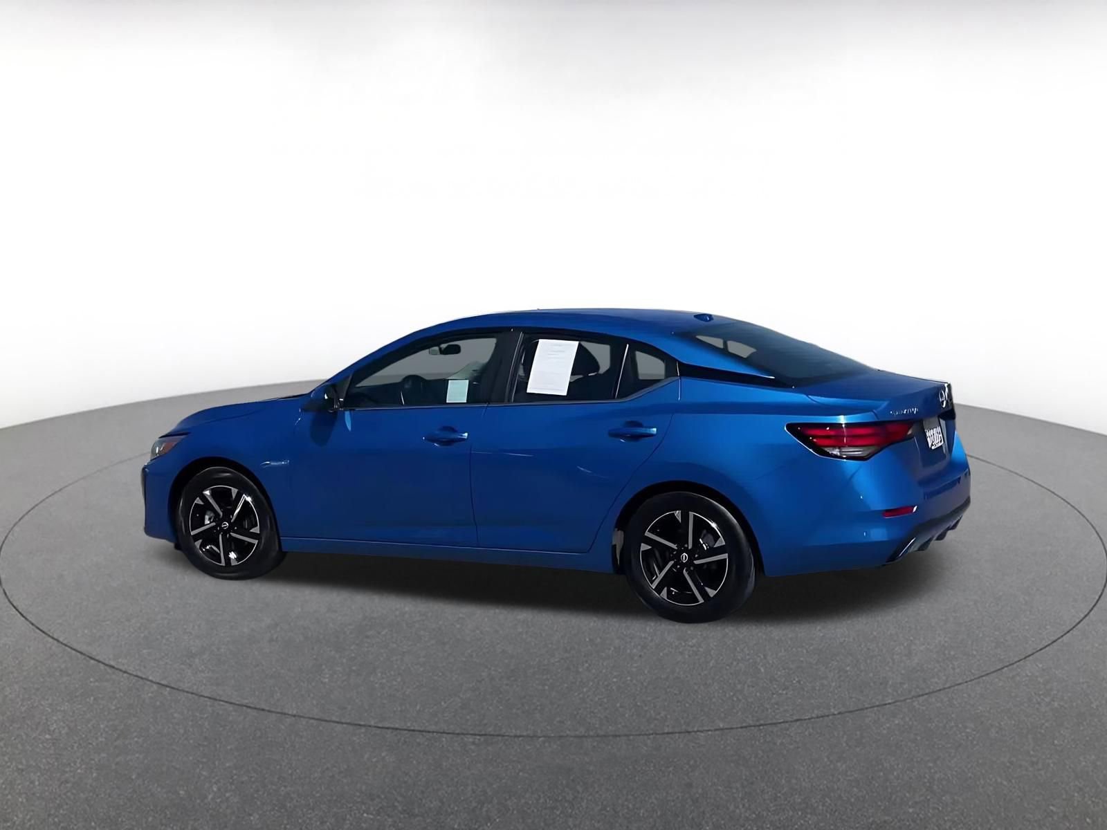 Used 2025 Nissan Sentra SV image 10