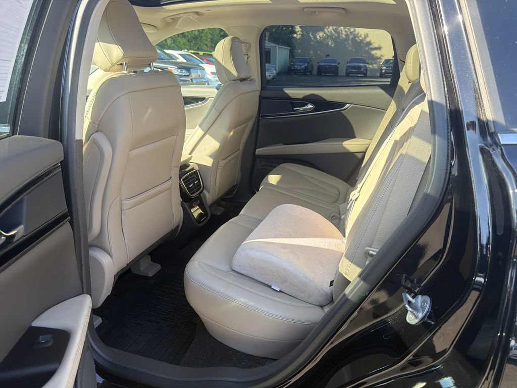 Certified 2023 Lincoln Nautilus Reserve AWD/4WD image 26