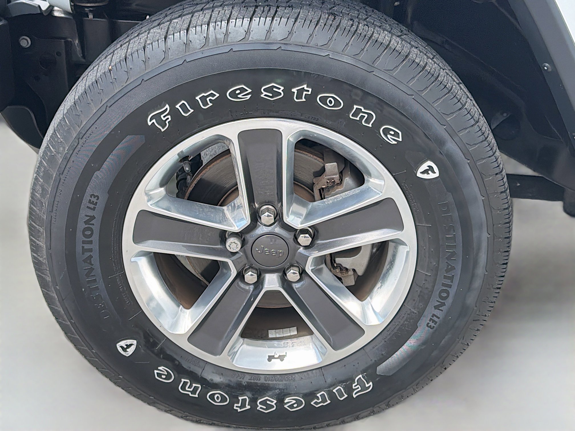 Used 2019 Jeep Wrangler Unlimited Sahara AWD/4WD image 37