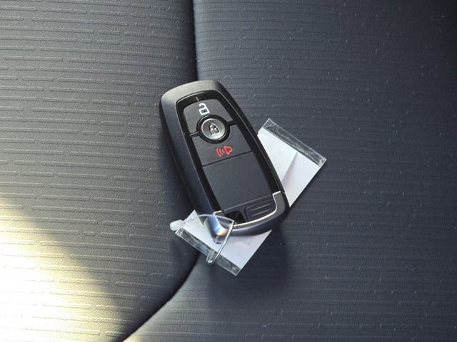 New 2026 Ford Maverick Lobo image 29
