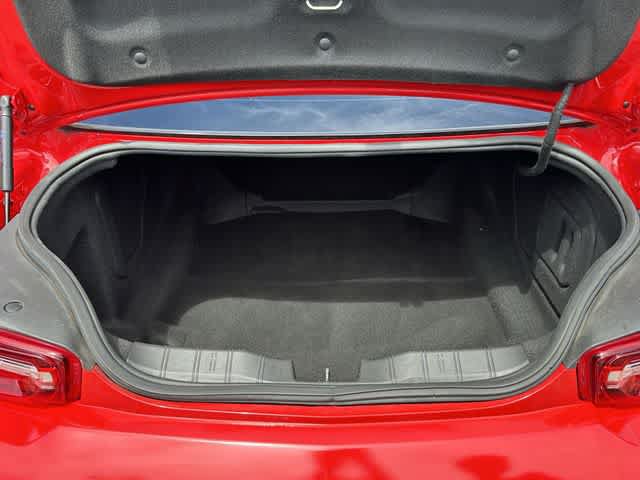 Used 2022 Chevrolet Camaro LT RWD image 32