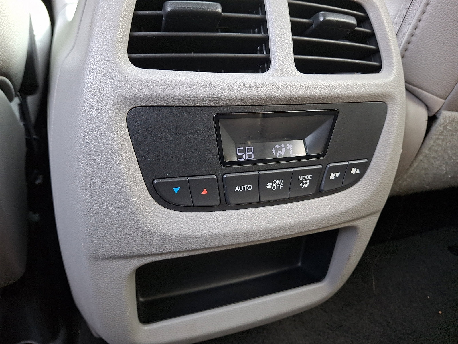 Used 2017 Honda Pilot EX-L image 11