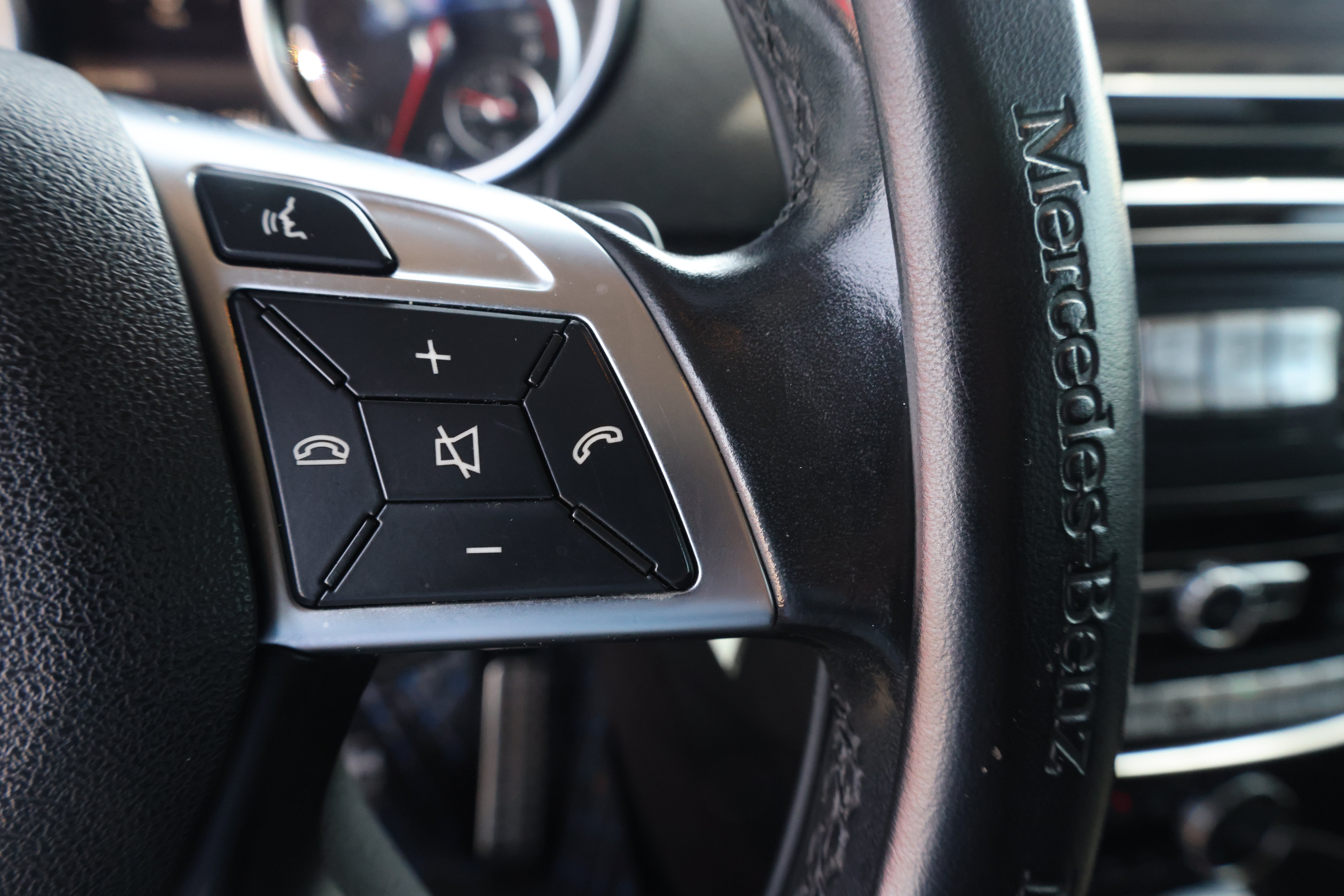 Used 2016 Mercedes-Benz G 550 image 15