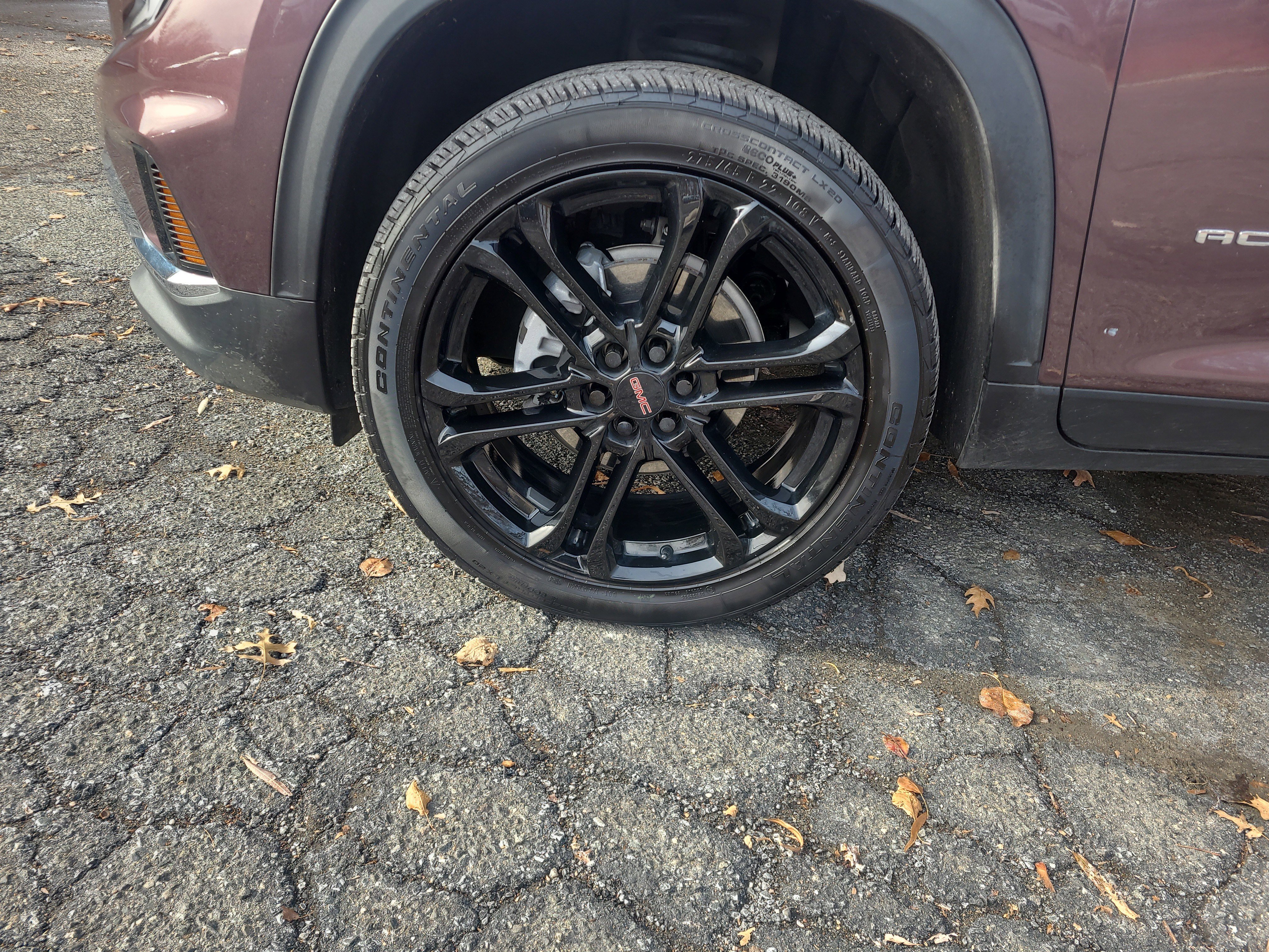 Used 2025 GMC Acadia Elevation w/ LPO, All-Weather Package image 10