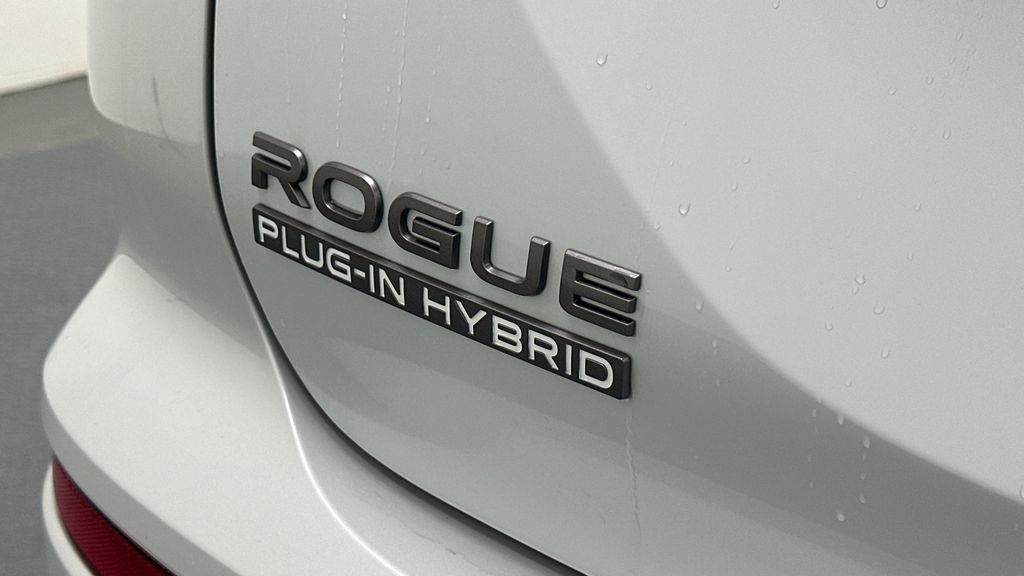 New 2026 Nissan Rogue SL image 16