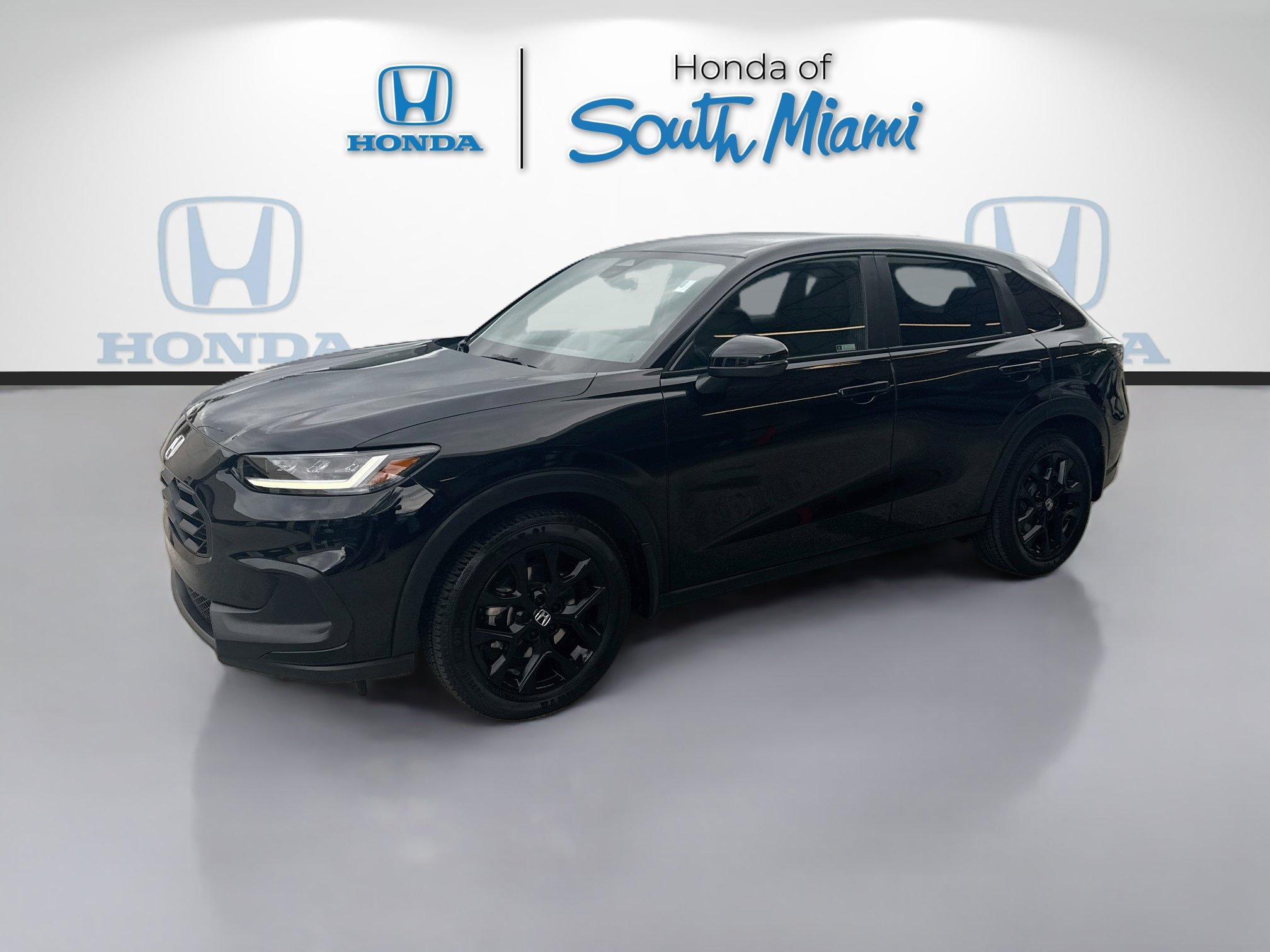Used 2024 Honda HR-V Sport image 3