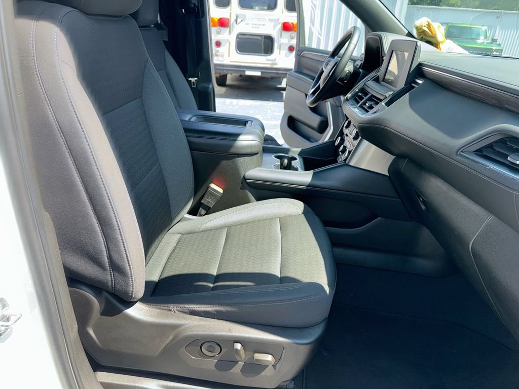 Used 2022 Chevrolet Tahoe LS AWD/4WD image 32
