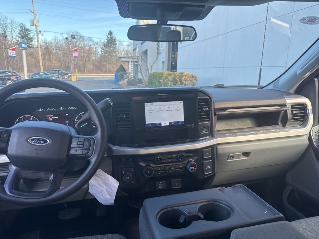 Used 2025 Ford F250 XLT image 9