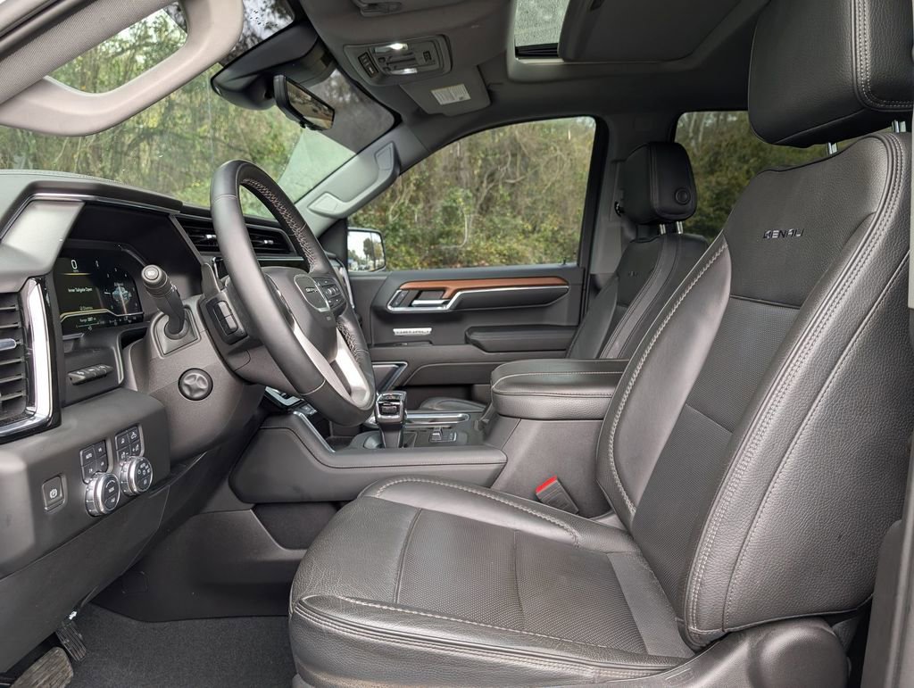 Used 2023 GMC Sierra 1500 Denali w/ Denali Reserve Package image 15