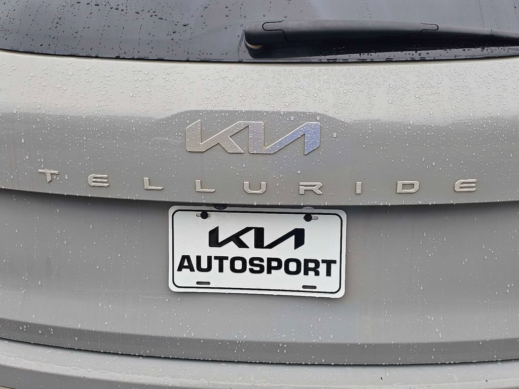 Certified 2023 Kia Telluride SX Prestige X-Line AWD/4WD image 10