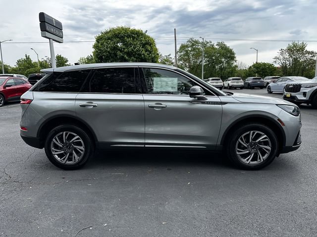 Certified 2024 Lincoln Corsair AWD w/ Equipment Group 101A image 4