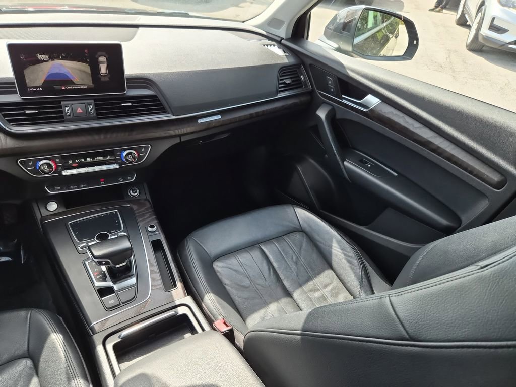 Used 2018 Audi Q5 2.0T Premium Plus w/ Premium Plus Package image 13