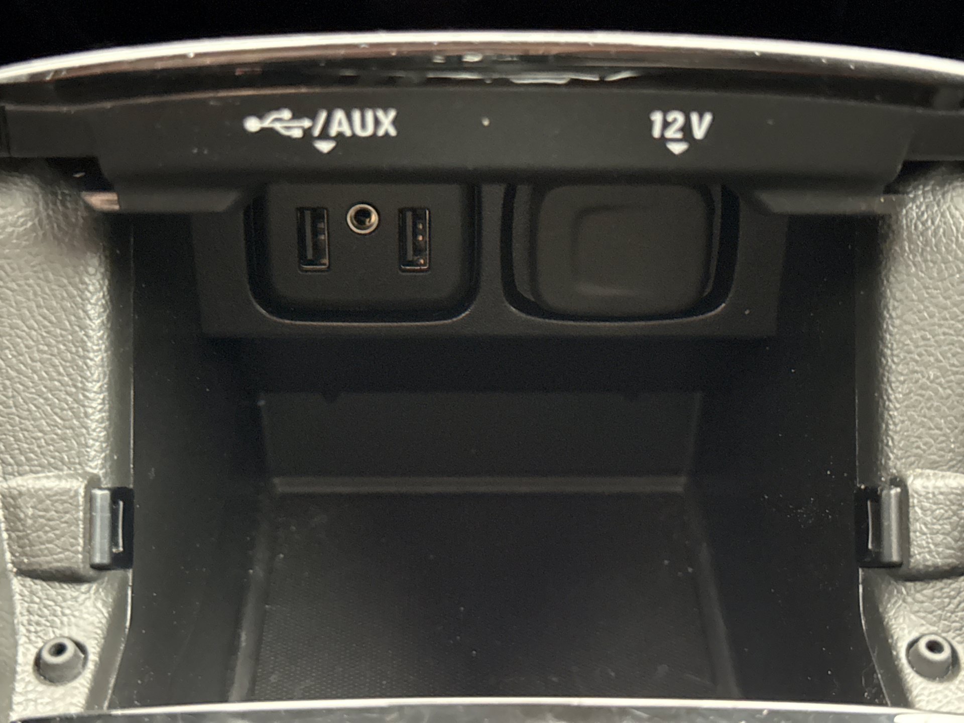 Used 2022 Buick Encore Preferred w/ Safety Package AWD/4WD image 15