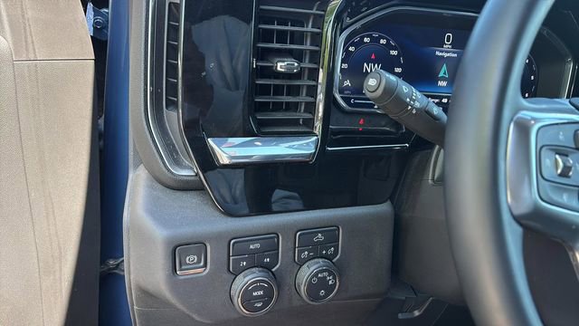 Used 2024 Chevrolet Silverado 1500 LT AWD/4WD image 23