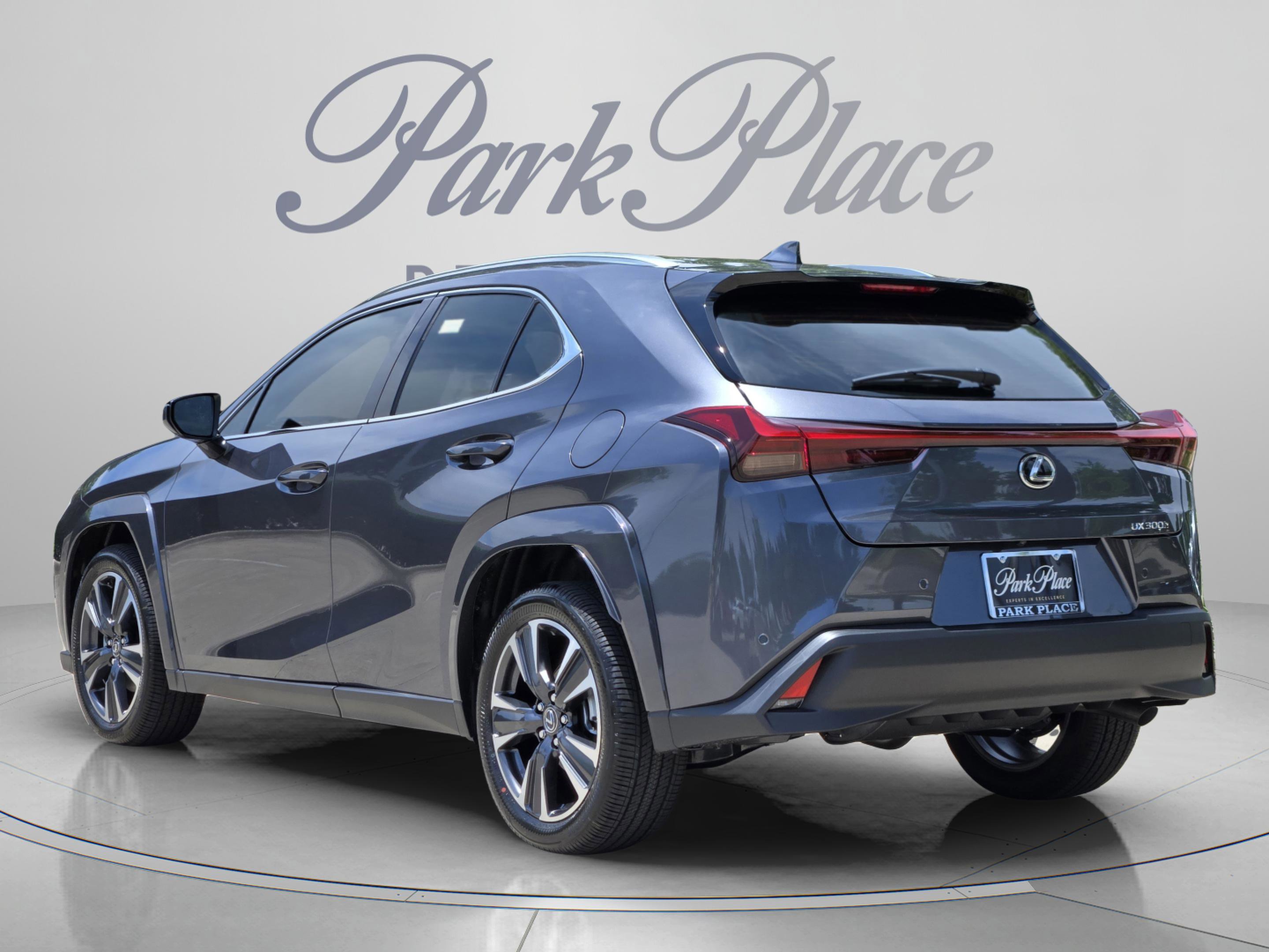 New 2026 Lexus UX 300h FWD image 3