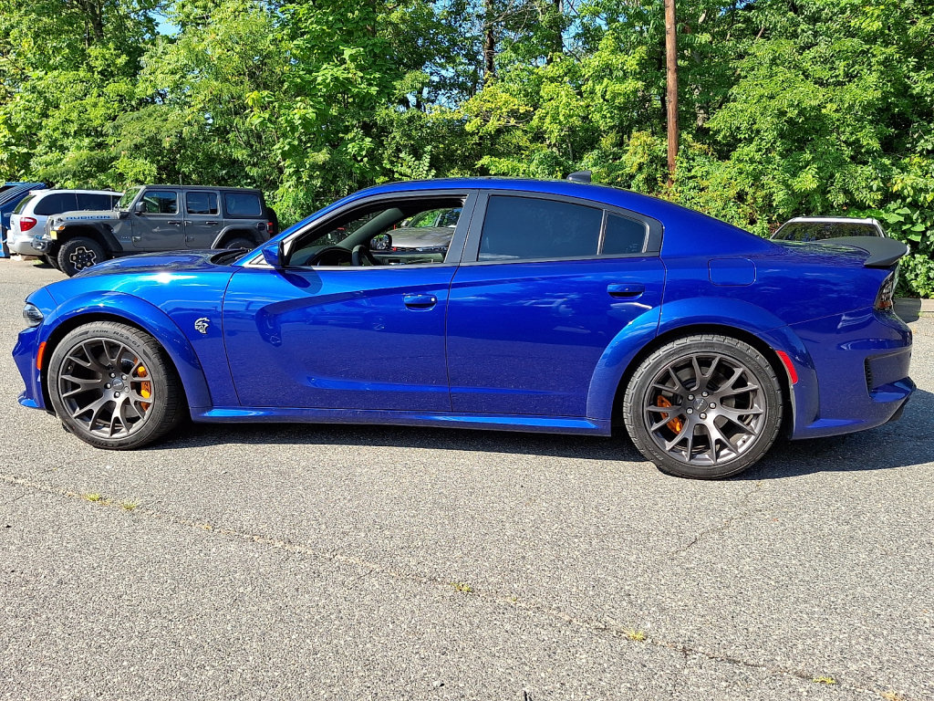 Used 2022 Dodge Charger SRT Hellcat w/ Alcantara Interior Package RWD image 2