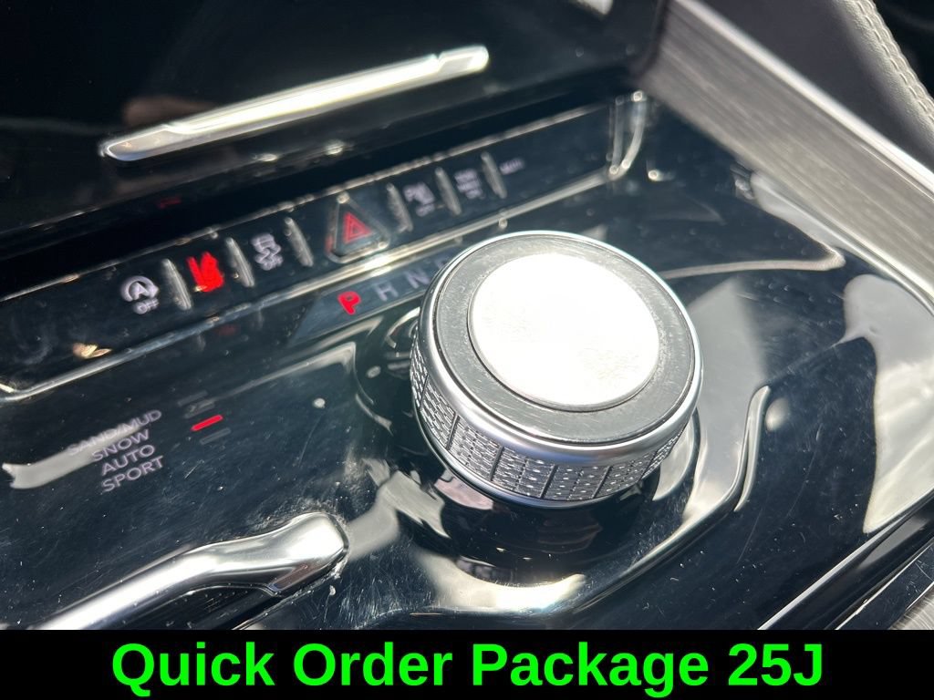 Used 2024 Jeep Wagoneer Series II AWD/4WD image 15