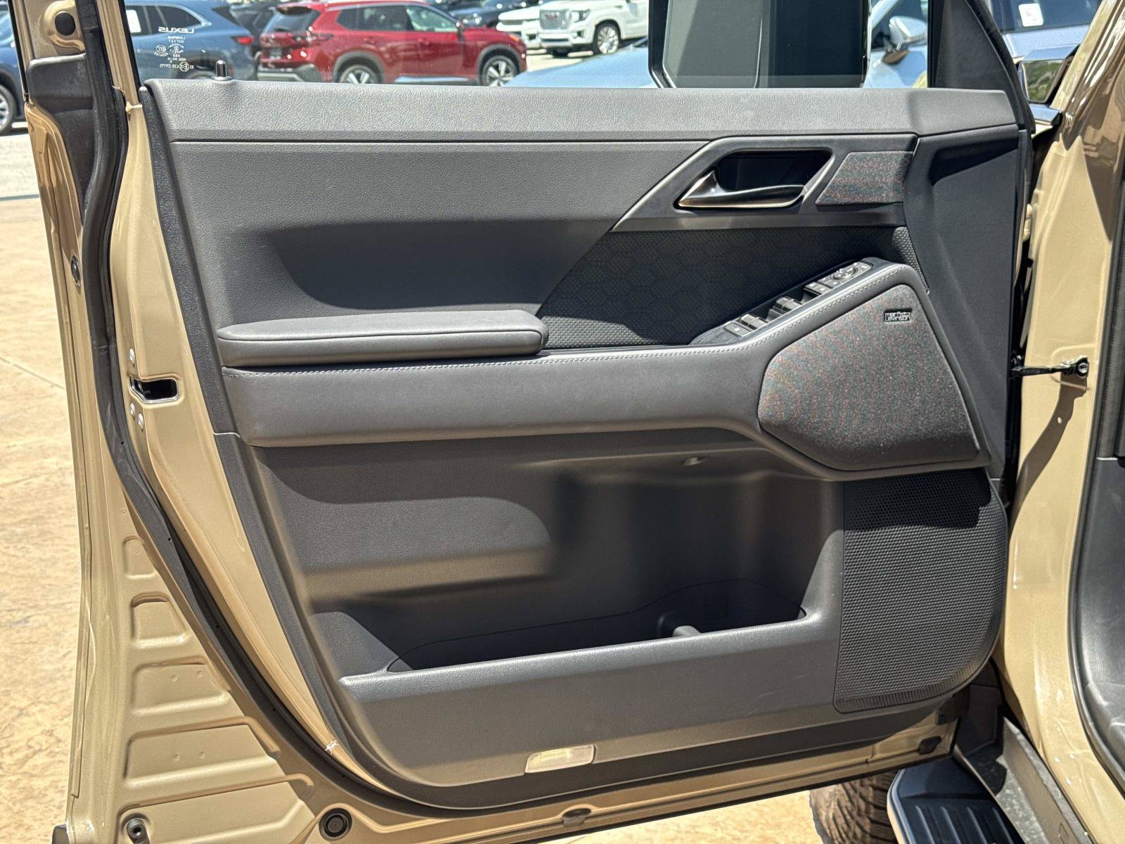 Certified 2025 Lexus GX 550 AWD/4WD image 10