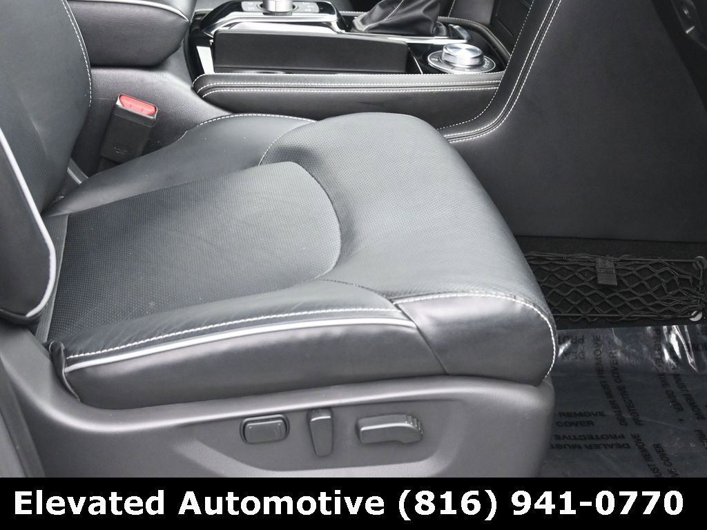 Used 2023 INFINITI QX80 Premium Select w/ All-Season Package image 7
