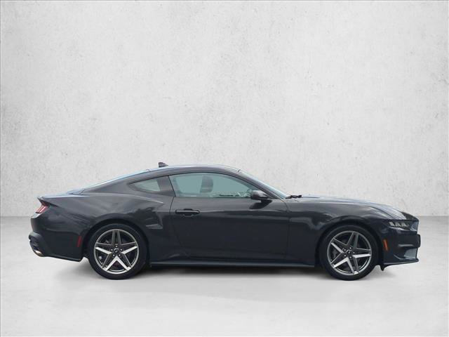 Used 2024 Ford Mustang Coupe RWD image 4