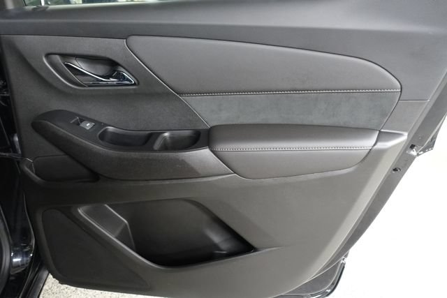 Used 2023 Chevrolet Traverse High Country w/ LPO, Floor Liner Package AWD/4WD image 25