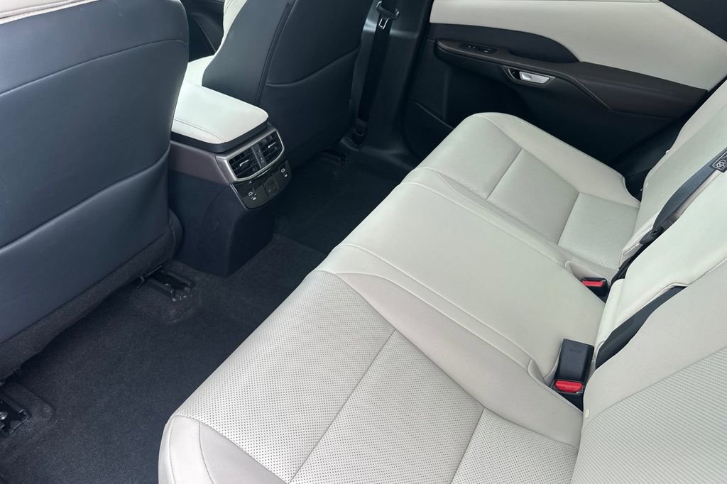 Certified 2023 Lexus RX 350h w/ Accessory Package (Z1) image 12