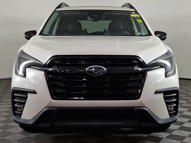 Used 2023 Subaru Ascent Onyx Edition AWD/4WD image 5