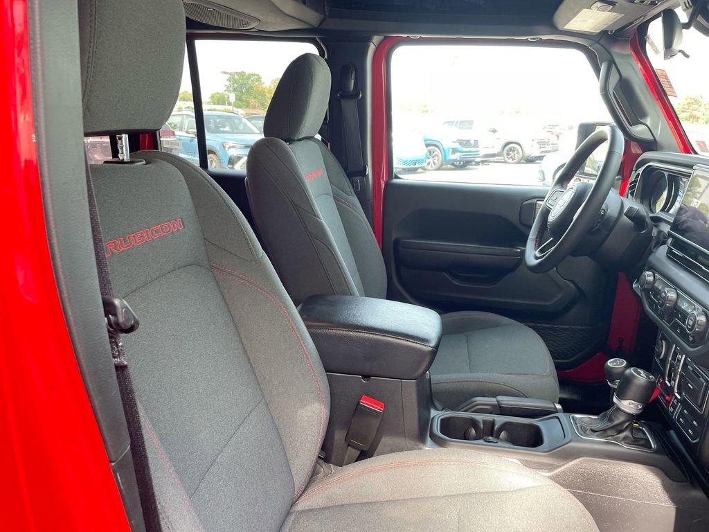 Used 2024 Jeep Wrangler Unlimited Rubicon w/ Convenience Group image 53