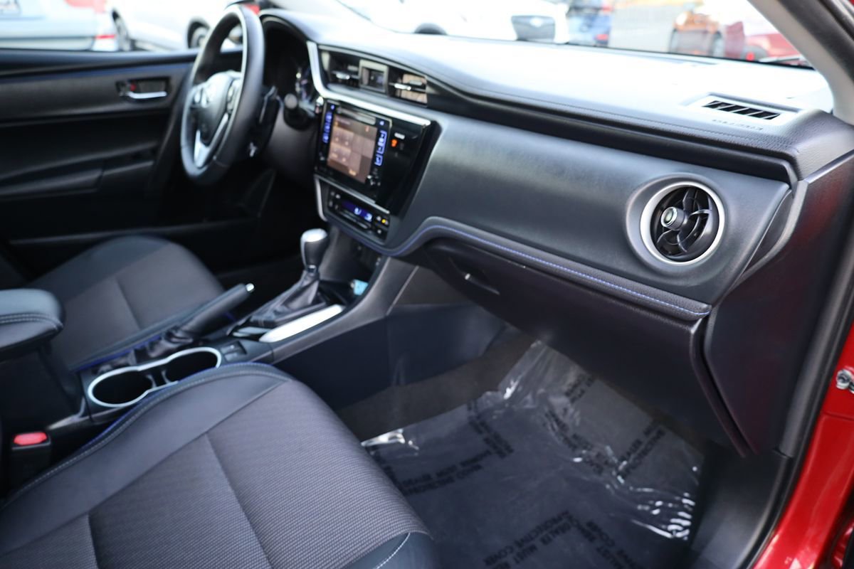 Used 2017 Toyota Corolla SE FWD image 16