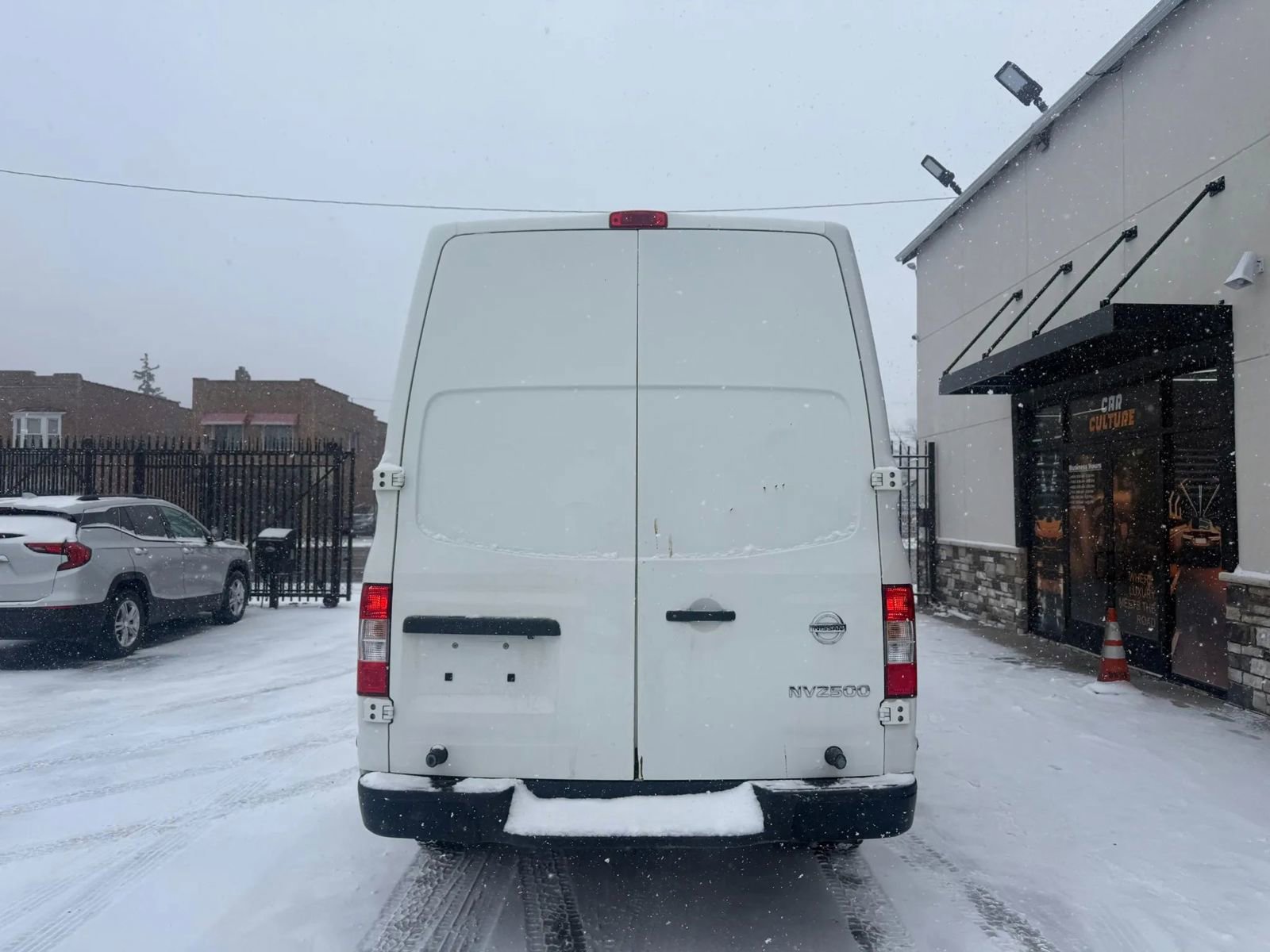 Used 2020 Nissan NV 2500 SV image 4