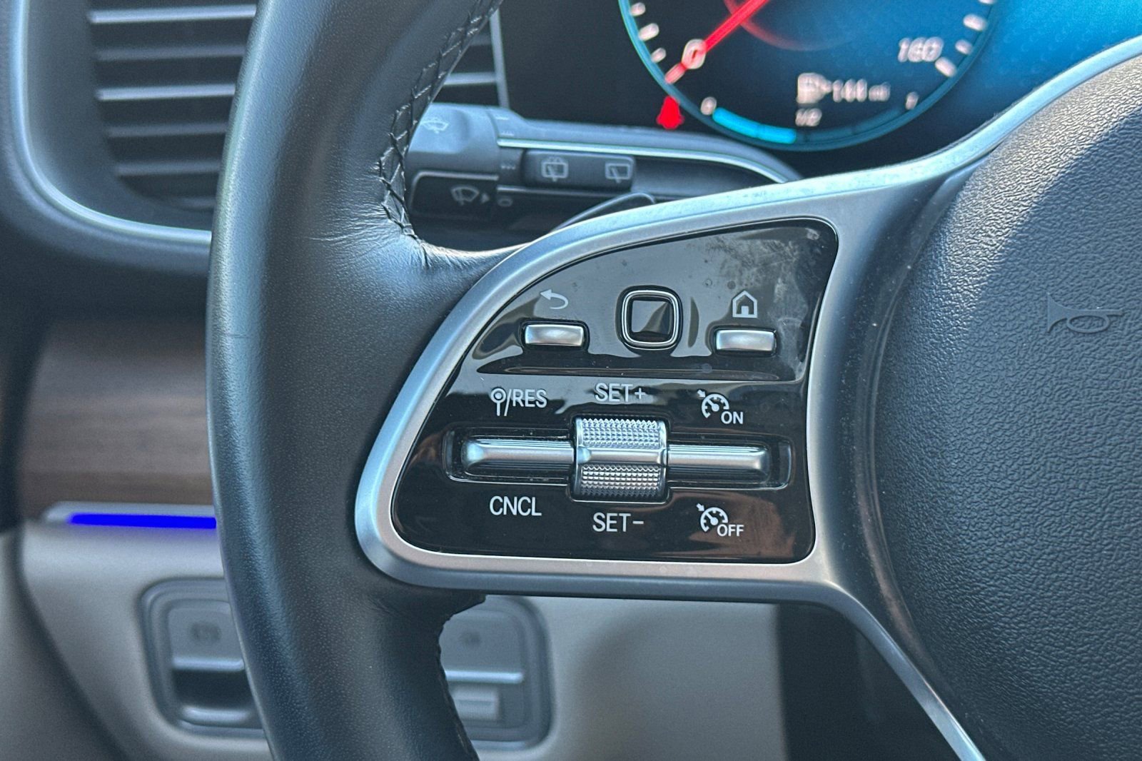 Used 2022 Mercedes-Benz GLE 350 image 33