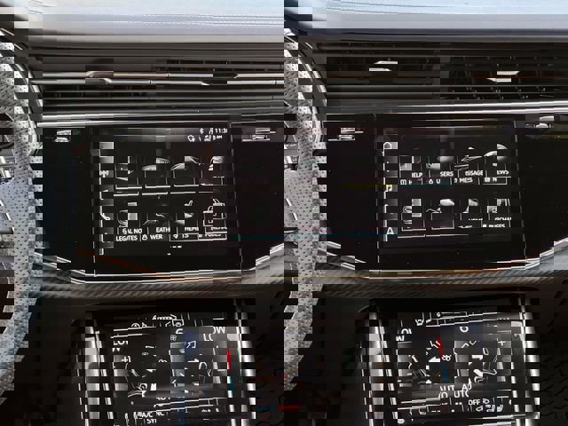 Used 2023 Audi RS Q8 image 17