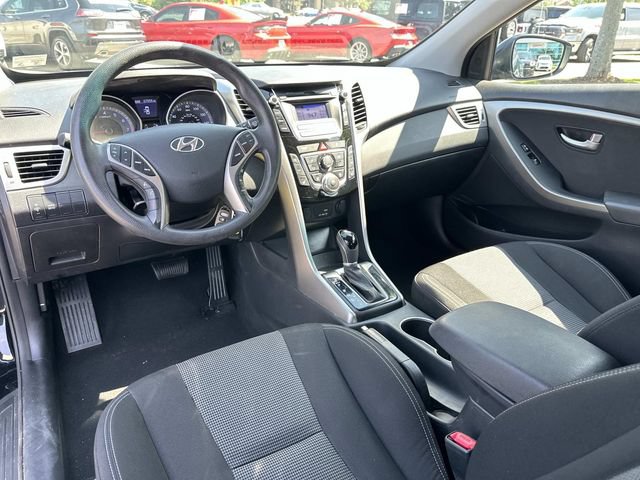 Used 2016 Hyundai Elantra GT FWD image 23