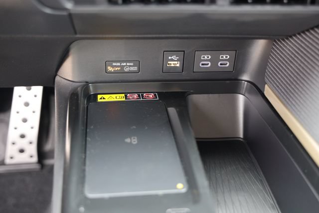 New 2026 Toyota Camry SE FWD image 21