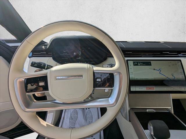 Used 2024 Land Rover Range Rover SE image 14