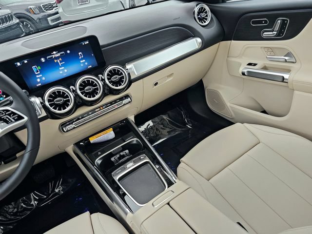 New 2026 Mercedes-Benz GLB 250 4MATIC image 26