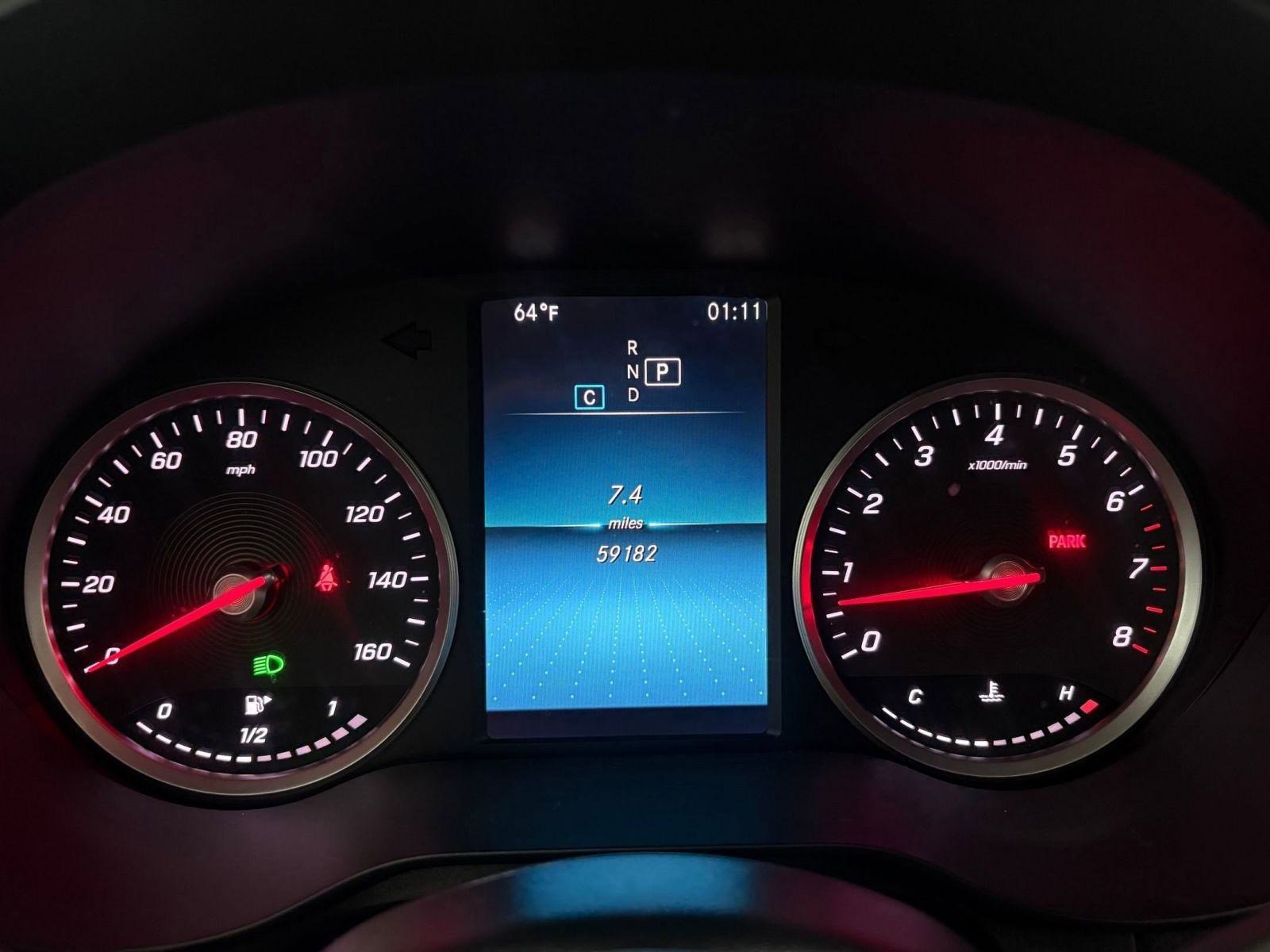 Used 2021 Mercedes-Benz GLC 300 4MATIC Coupe image 17