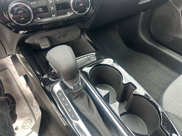 Certified 2025 Chevrolet Trax LT w/ Driver Confidence Package image 19