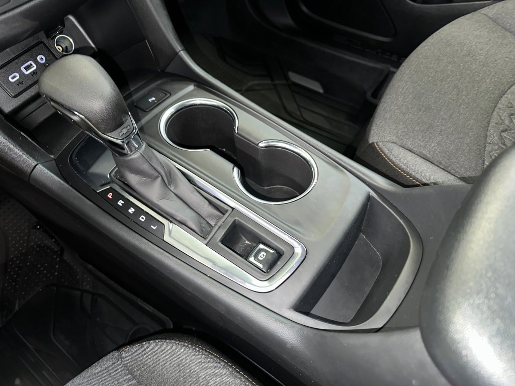 Certified 2024 Chevrolet Equinox LT w/ LPO, Floor Liner Package image 14