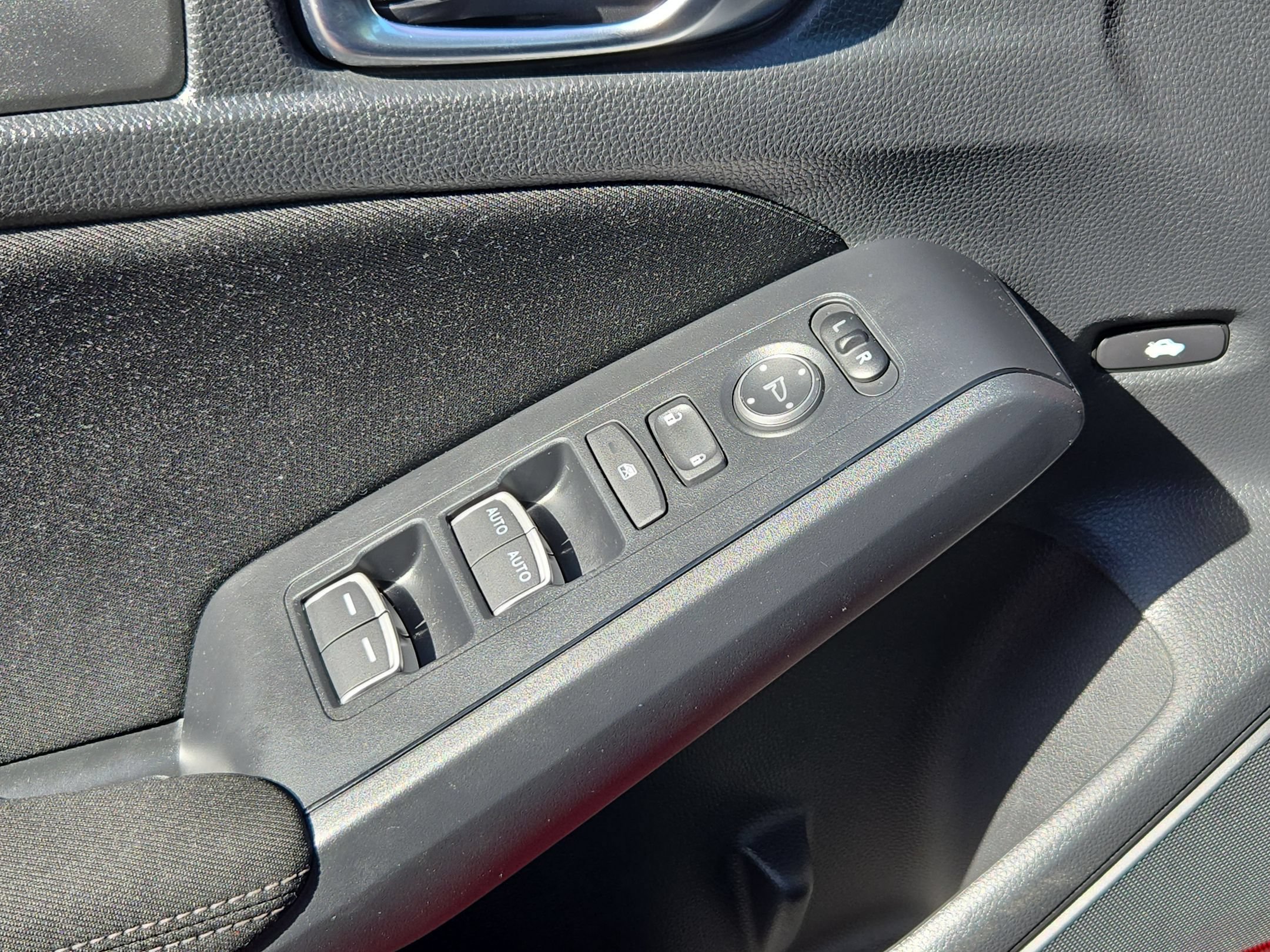 Certified 2025 Honda Civic Sport image 11