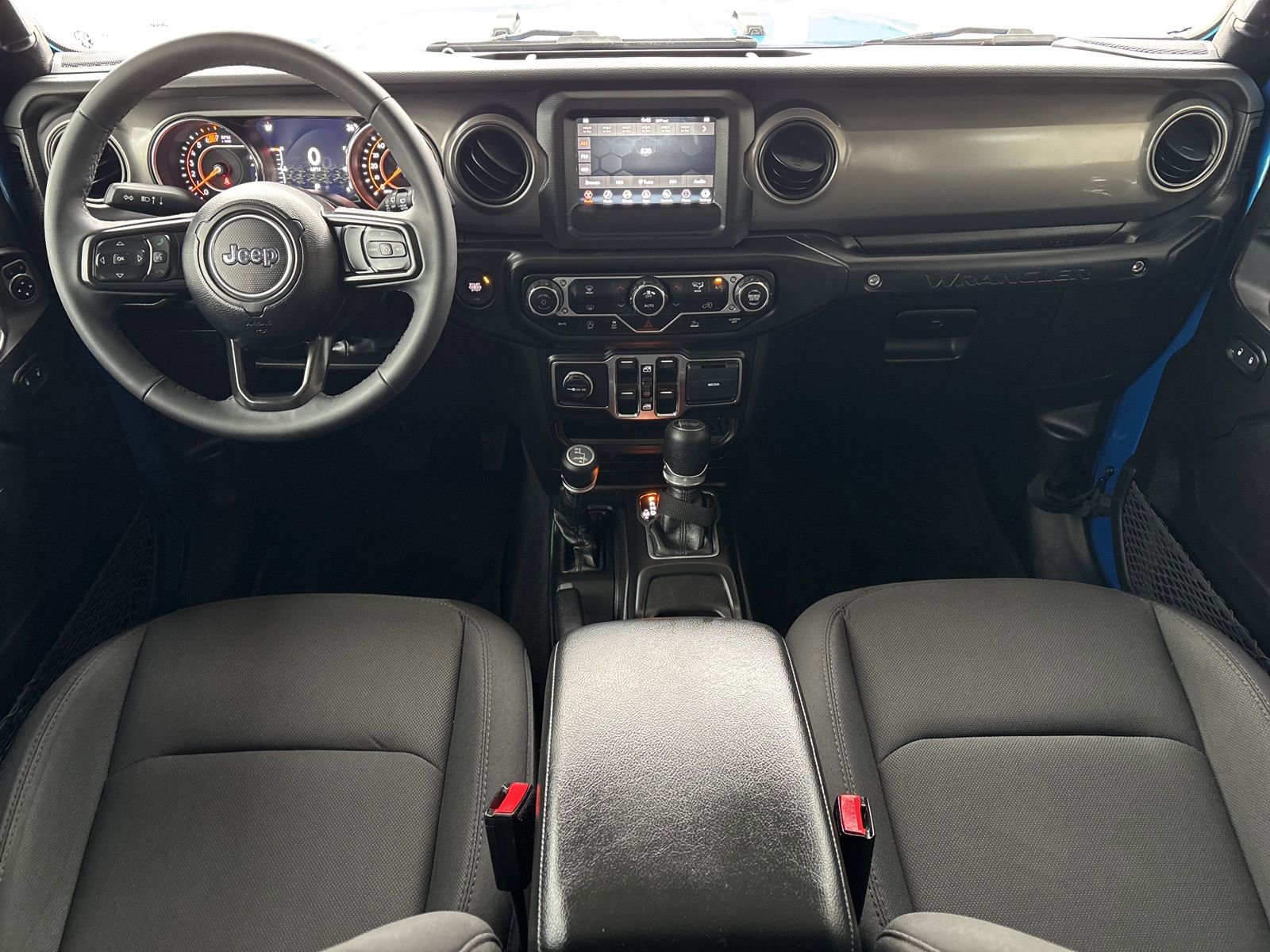 Used 2023 Jeep Wrangler Unlimited Sport image 15