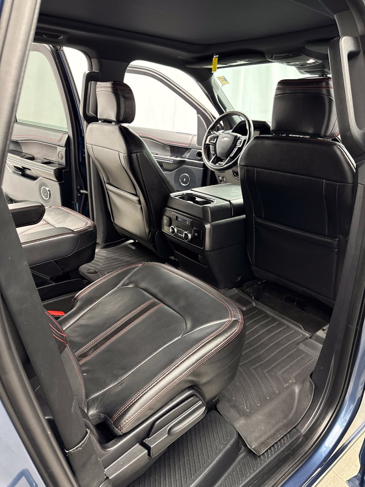 Used 2020 Ford Expedition Max Limited w/ Equipment Group 303A AWD/4WD image 34