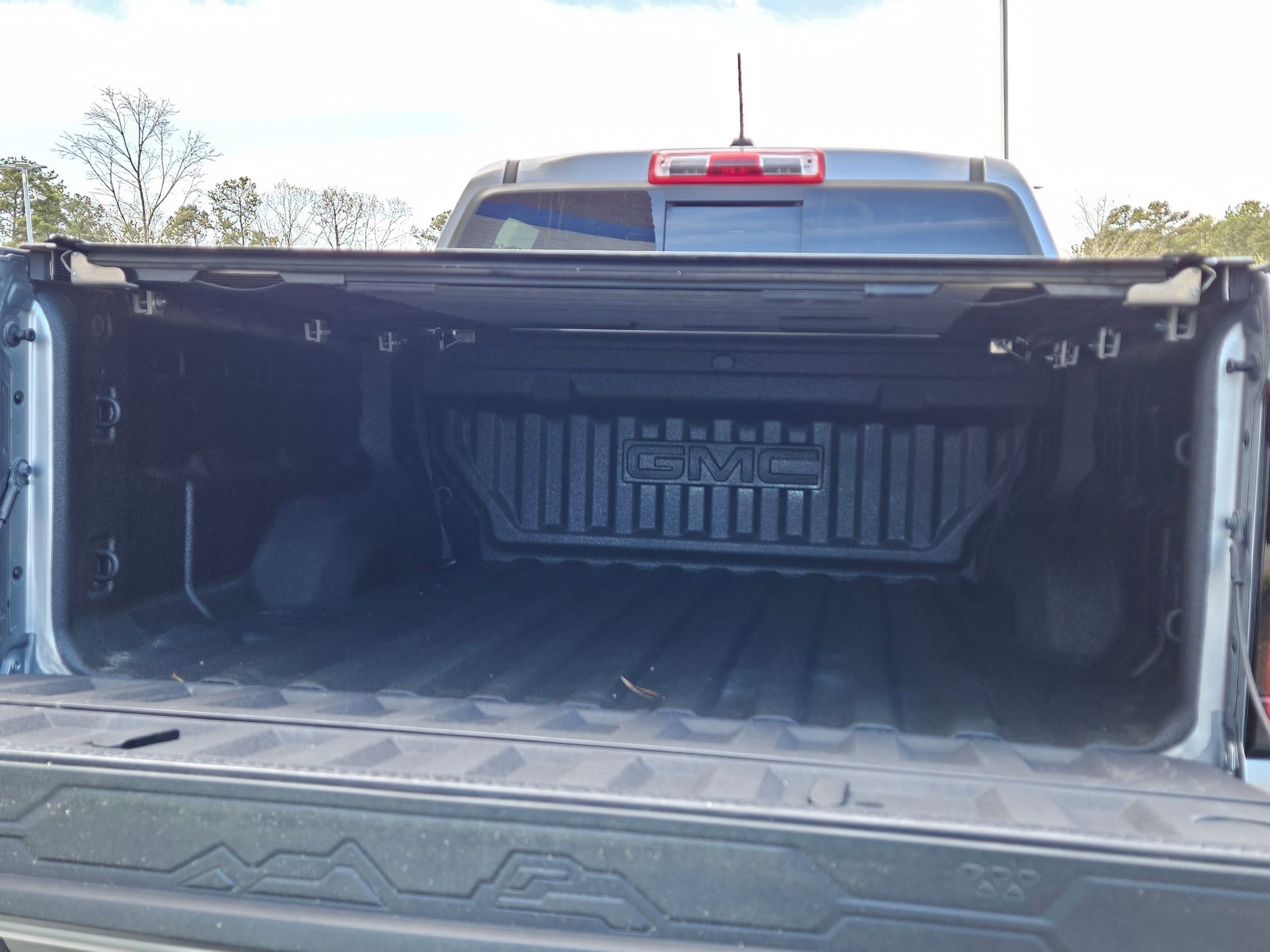 Used 2024 GMC Canyon AT4 w/ AT4 Premium Package image 29