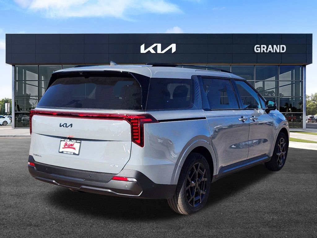 Certified 2025 Kia Carnival SX Prestige image 7