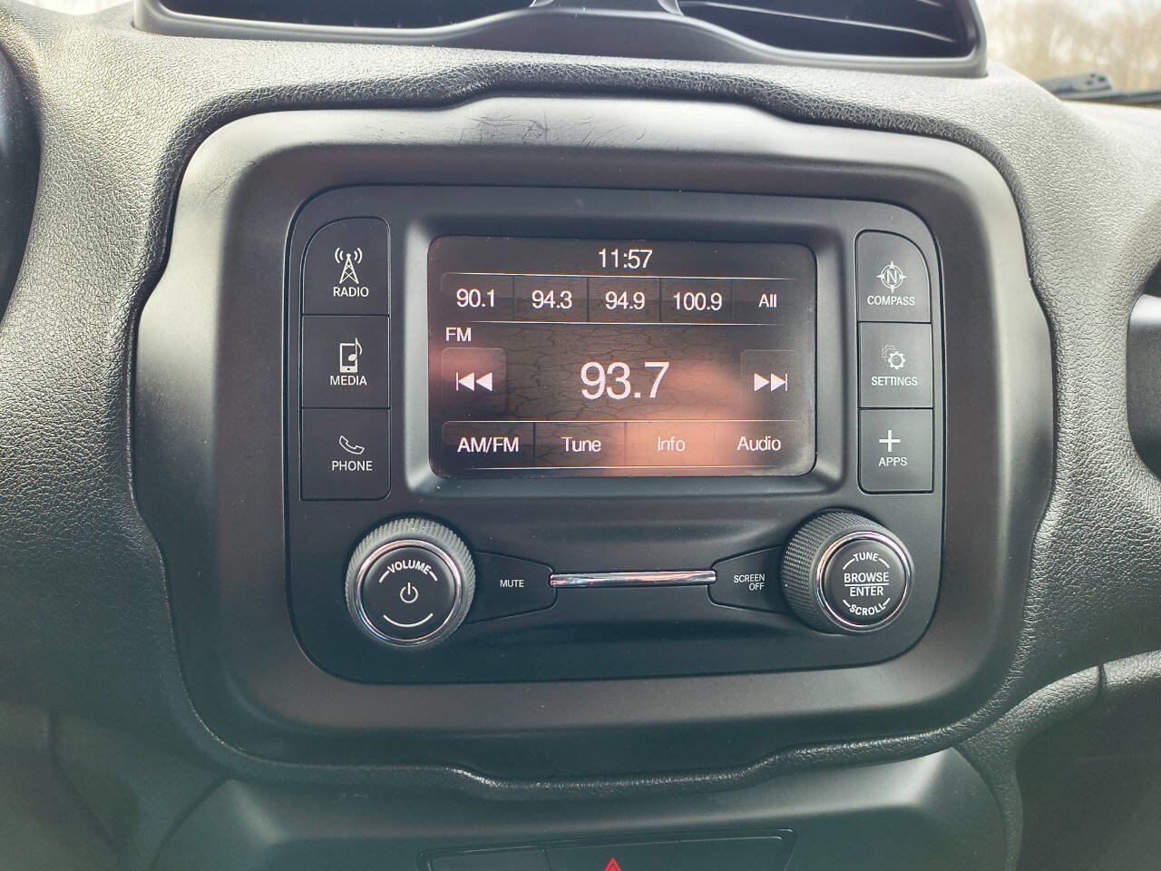 Used 2019 Jeep Renegade Sport image 13