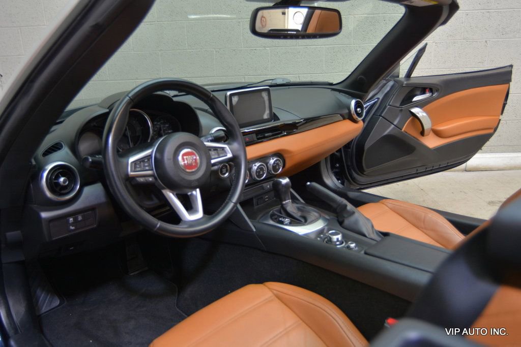 Used 2018 FIAT 124 Spider Lusso w/ Convenience Group image 14